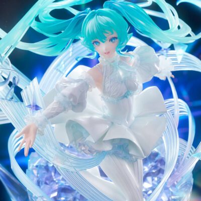 Shibuya Scramble Figure Hatsune Miku Crystal Dress Ver. 1/7
