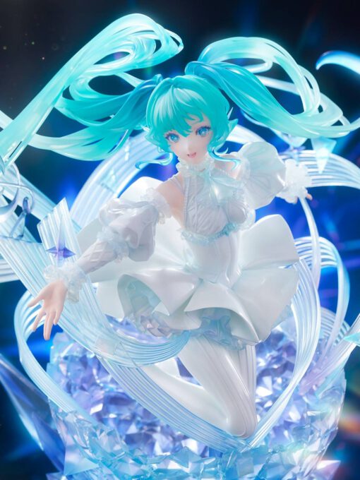 Shibuya Scramble Figure Hatsune Miku Crystal Dress Ver. 1/7