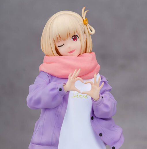 Chisato Nishikigi Winter Outfit Ver. 1/7