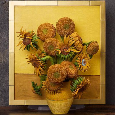 figma Sunflowers by Van Gogh
