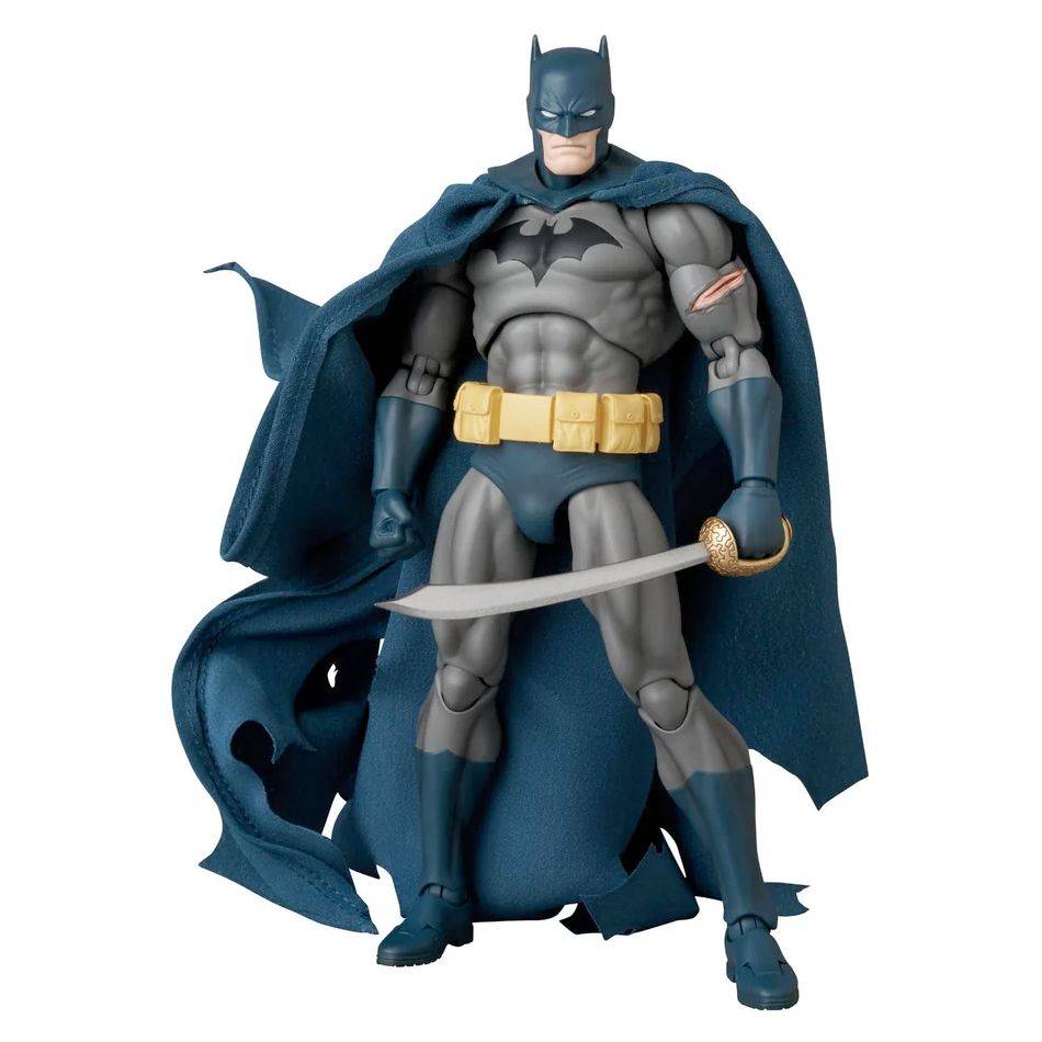 MAFEX Batman HUSH Battle-Damaged ver.