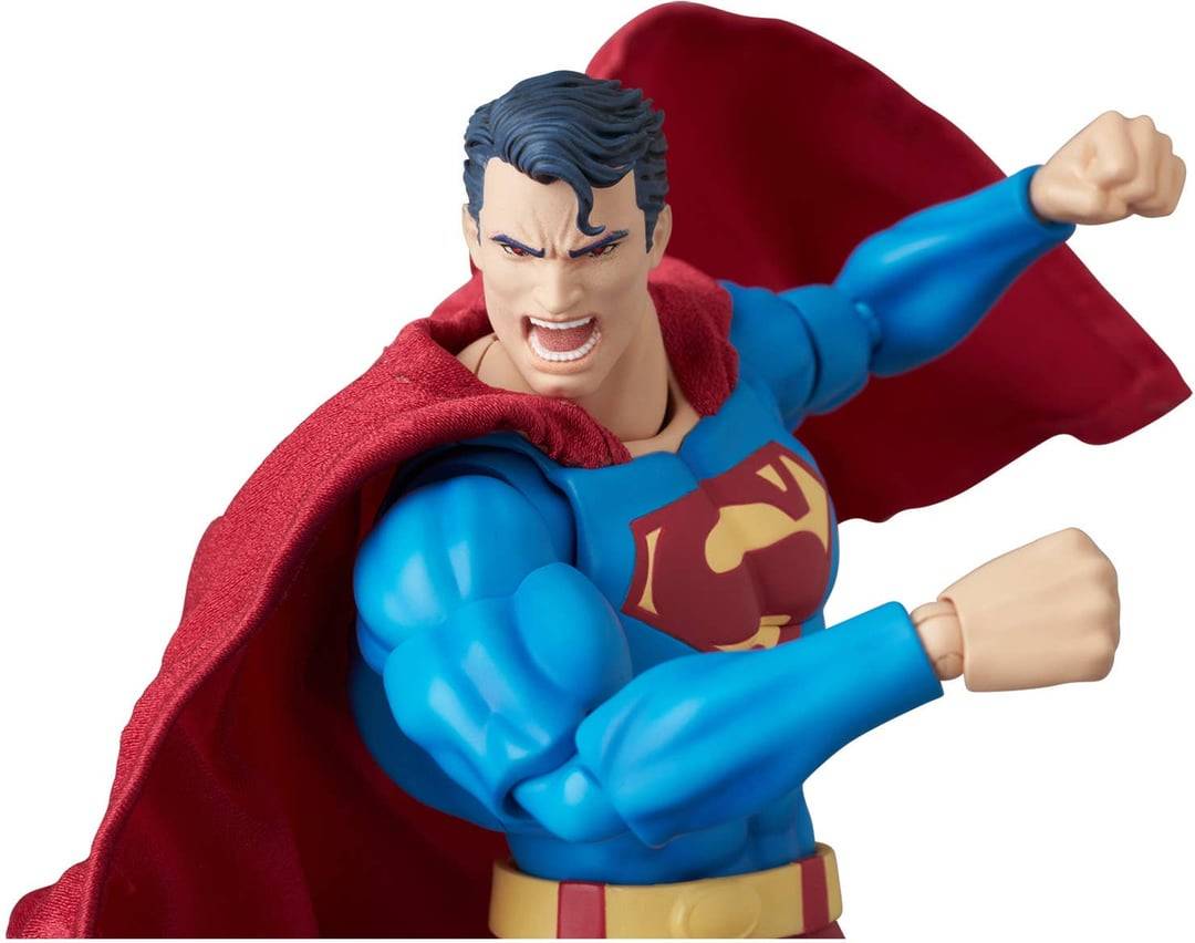 MAFEX Superman For Tomorrow Ver. - Imagen 3